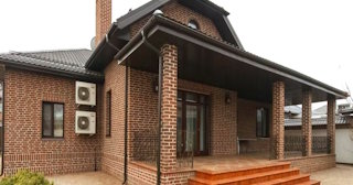 Строительство домов из кирпича с мансардой в Ревде | от 3609 рублей